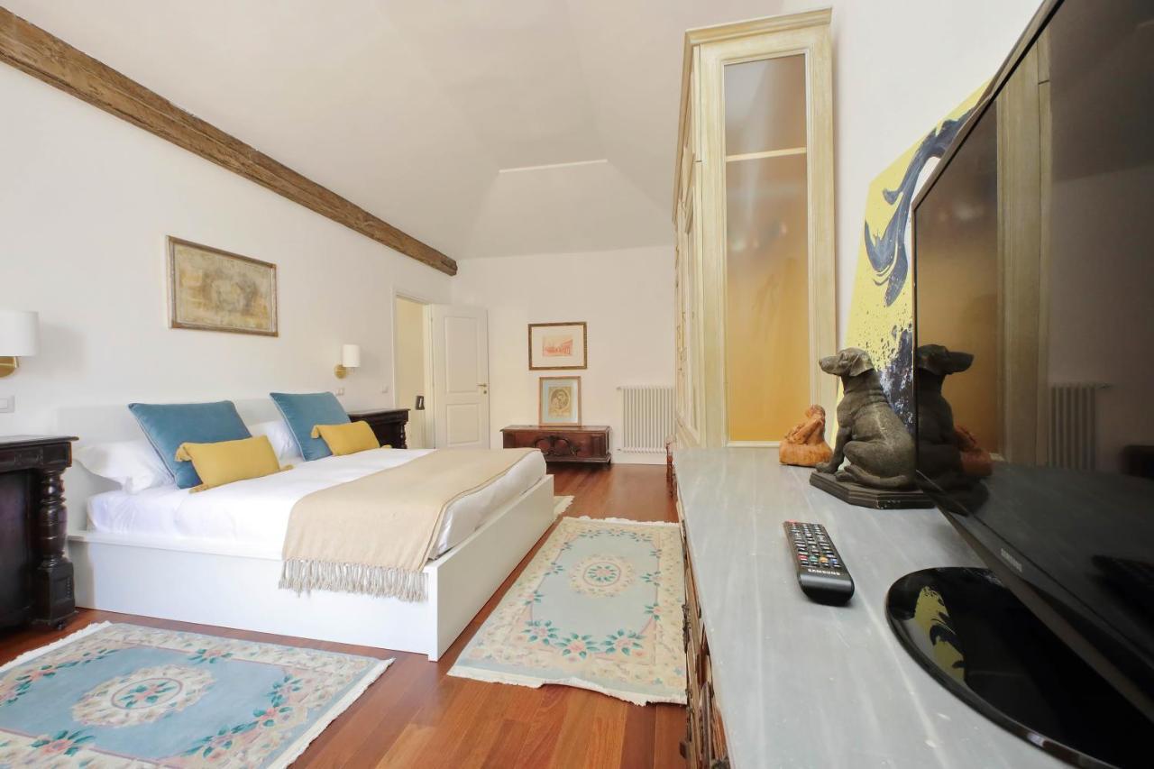 Apartamento Ych-Penthouse Fiammetta A Piazza Navona Roma Exterior foto